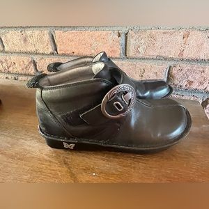 Alegria Caiti Burnish Black Leather Adjustable Buckle Strap Heeled Ankle Boots